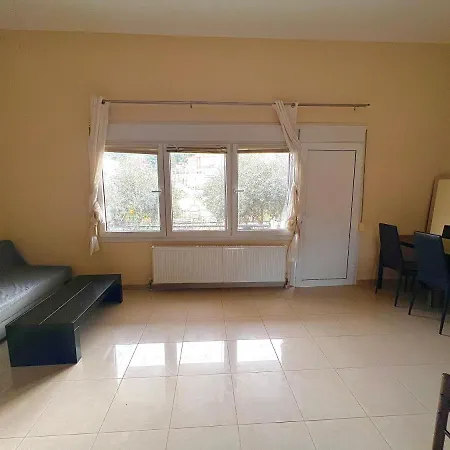 Apartment Kalamitsa By The