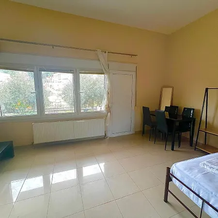 Apartment Kalamitsa By The