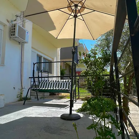 Apartment Kalamitsa By The *